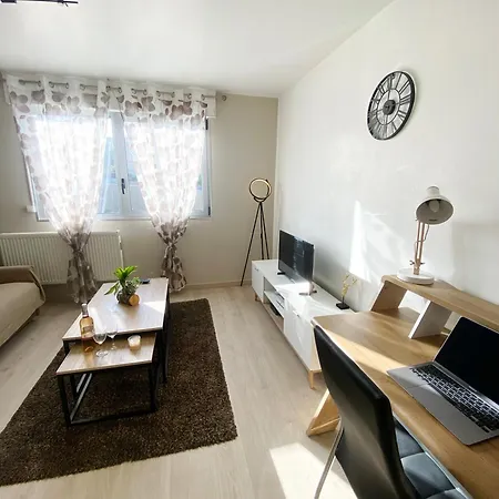Appartement Jolie 2 Pieces Proche De La ! Nice
